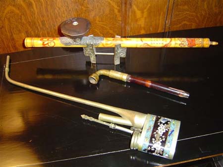 Pipes.Opium
