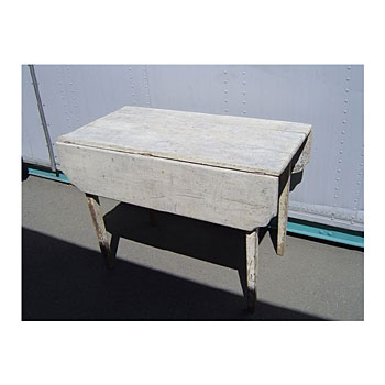 Table White32x24x31$85