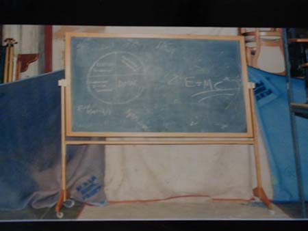 chalk board,black